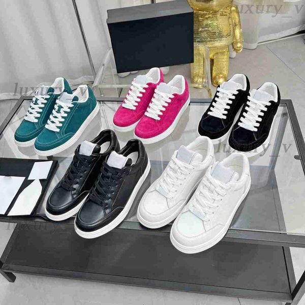designer casual shoes women suede calf leather sneakers deerskin panda shoes solid color lace-up outdoor sneaker, Black
designer casual shoes women suede calf leather sneakers deerskin panda shoes solid color lace-up outdoor sneaker, Black