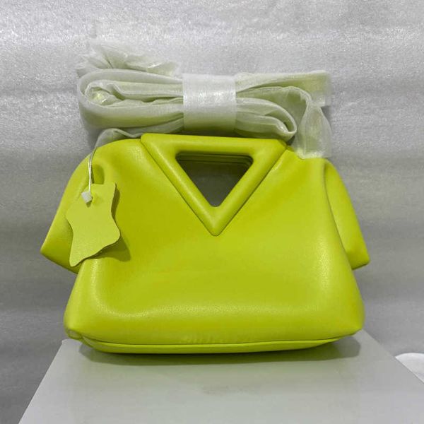 plain color shoulder bag wallet cross body bags triangle handle tote handbag ajustable strap genuine leather handbags wallets summer style
plain color shoulder bag wallet cross body bags triangle handle tote handbag ajustable strap genuine leather handbags wallets summer style