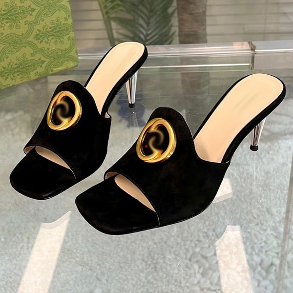 2023 fashion designer slippers women sliders foam runners pure sandals resin runners sliders 35-40 with box -541, Black
2023 fashion designer slippers women sliders foam runners pure sandals resin runners sliders 35-40 with box -541, Black