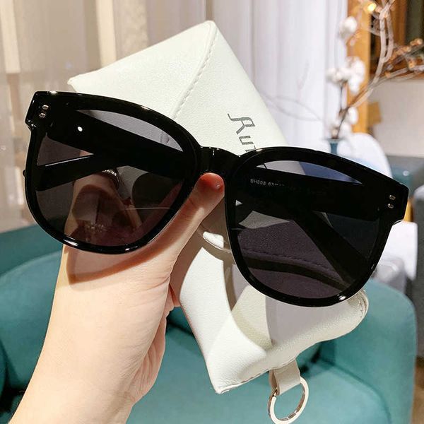 gm same polarizing uv curtainable myopia glasses for men and women fashionable driving sunglasses sun protection, White;black
gm same polarizing uv curtainable myopia glasses for men and women fashionable driving sunglasses sun protection, White;black