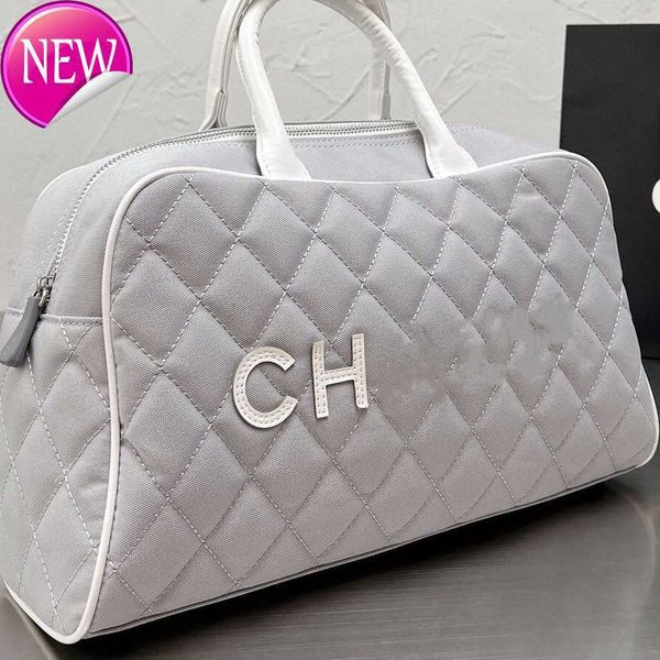 brand designer handbags shoulder bag new fashion texture ringer leisure sports bag portable handheld vintage travel bag from factory direct
brand designer handbags shoulder bag new fashion texture ringer leisure sports bag portable handheld vintage travel bag from factory direct