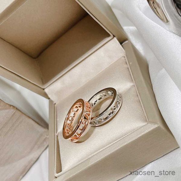 wedding rings luxurys designers ring plated rings for women lettering cut-out design level gift casual fashion steel ring r230627, Slivery;golden
wedding rings luxurys designers ring plated rings for women lettering cut-out design level gift casual fashion steel ring r230627, Slivery;golden