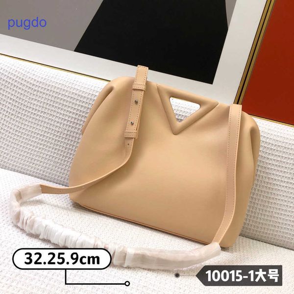 bottegs bag point bags bottegs handbags venets price medium triangle handle crossbody tote women designer handbags l c9cs 5d0m 30gb
bottegs bag point bags bottegs handbags venets price medium triangle handle crossbody tote women designer handbags l c9cs 5d0m 30gb
