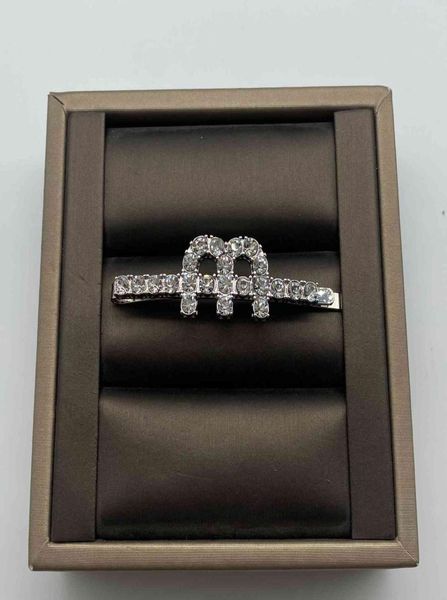design jewelry miao new letter crystal sweet fairy style fashion hairpin8398951, Golden;silver
design jewelry miao new letter crystal sweet fairy style fashion hairpin8398951, Golden;silver