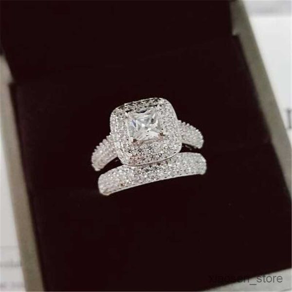 wedding rings simulated white gold filled 3-in-1 engagement wedding ring set for women r230627, Slivery;golden
wedding rings simulated white gold filled 3-in-1 engagement wedding ring set for women r230627, Slivery;golden