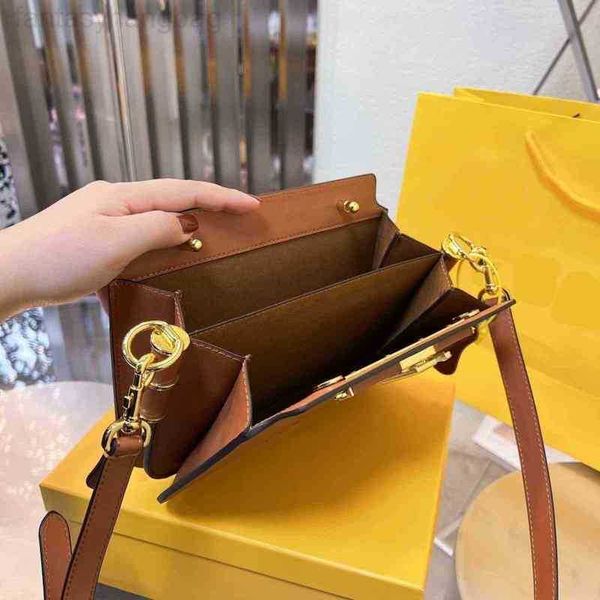 bags designer ff handbag baguette chain fendace shoulder retro crossbody women clutch purse leather tote mon tresor jacquard bag imto
bags designer ff handbag baguette chain fendace shoulder retro crossbody women clutch purse leather tote mon tresor jacquard bag imto