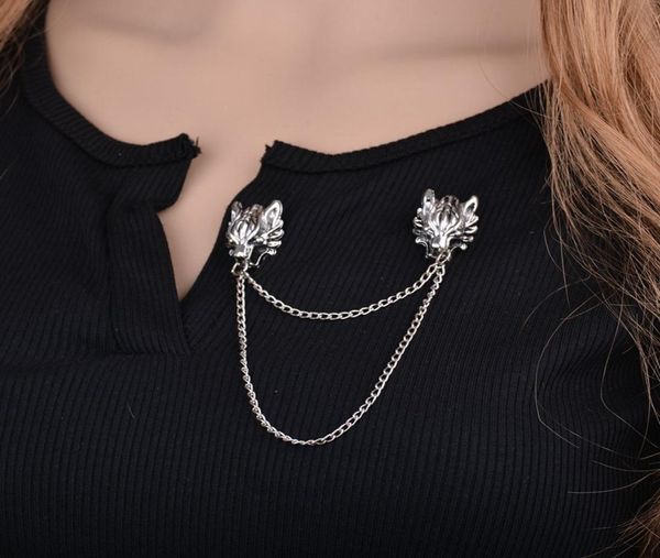 real shooting metal pin double wolf head men brooch silver plated chain collar brooches for women b1036835391, Gray
real shooting metal pin double wolf head men brooch silver plated chain collar brooches for women b1036835391, Gray