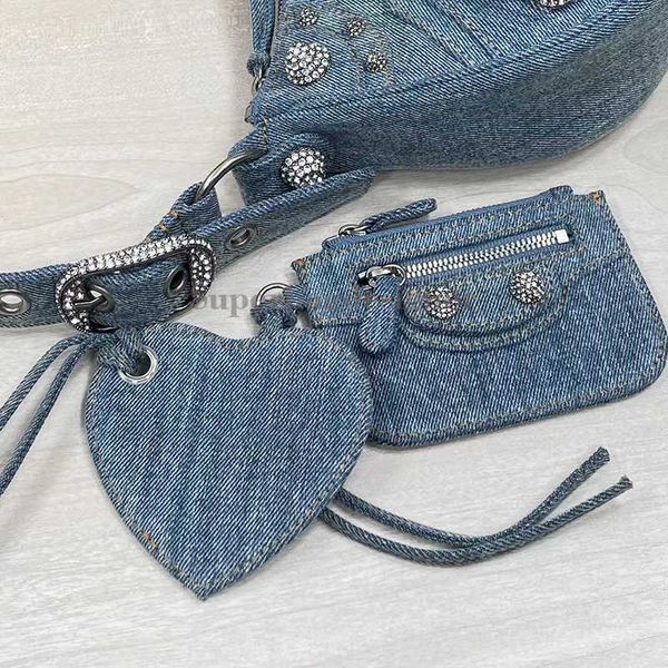 le cagole 7a women lady bags crossbody motorcycle shoulder luxury designers genuine leather wallet purse vintage crocodile denim diamond
le cagole 7a women lady bags crossbody motorcycle shoulder luxury designers genuine leather wallet purse vintage crocodile denim diamond