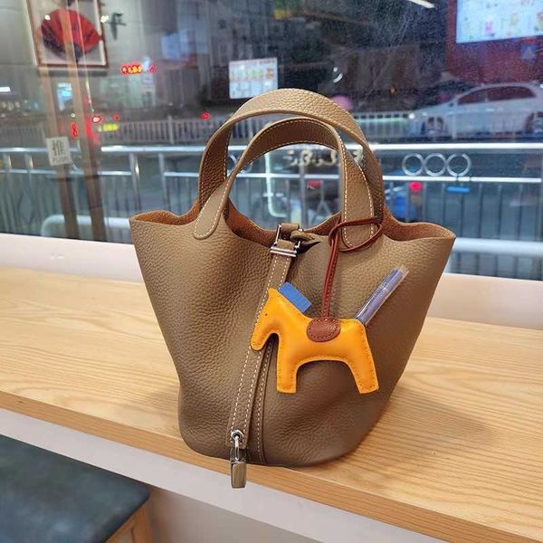 wholesale designer h ormes totes handbags vegetable basket broken code and leak detection have logo
wholesale designer h ormes totes handbags vegetable basket broken code and leak detection have logo