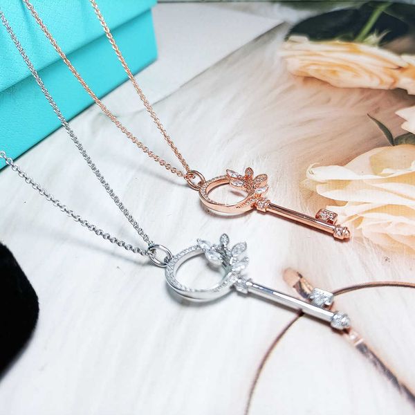 high-quality tiffayktiffayffay funi sterling silver s925 key keys series necklace pendant ring leaf wrapped women's, Golden;silver
high-quality tiffayktiffayffay funi sterling silver s925 key keys series necklace pendant ring leaf wrapped women's, Golden;silver