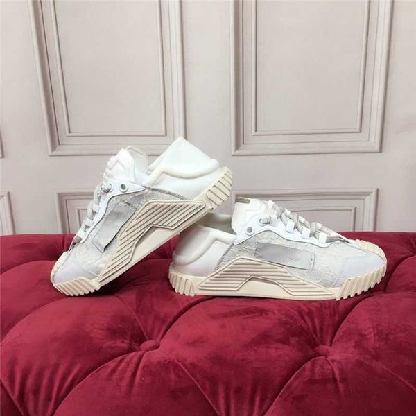 spring and summer new forrest gump mesh lace low breathable lace up for one step sports and casual women's shoe trend, Black
spring and summer new forrest gump mesh lace low breathable lace up for one step sports and casual women's shoe trend, Black