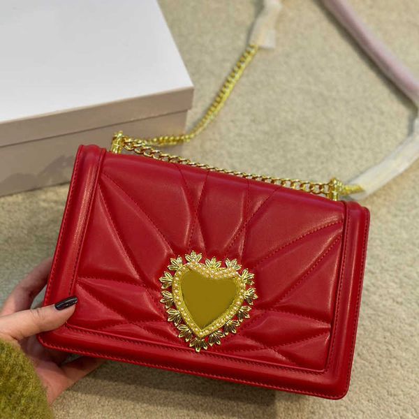 shoulder bags dgbag designer bag womens designer handbags leather chain tote bag heart pearl buckle messenger bags fashionable ladies wallet
shoulder bags dgbag designer bag womens designer handbags leather chain tote bag heart pearl buckle messenger bags fashionable ladies wallet