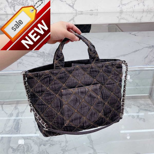 women's brand designers shoulder bags embroidery tote portable capacity vintage denim diagonal cross factory direct sales
women's brand designers shoulder bags embroidery tote portable capacity vintage denim diagonal cross factory direct sales