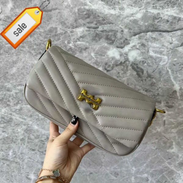 brand designer shoulder bags crossbody bag tote 2023 women's new fashion texture genuine leather gold buckle facun bag gift box packagi
brand designer shoulder bags crossbody bag tote 2023 women's new fashion texture genuine leather gold buckle facun bag gift box packagi