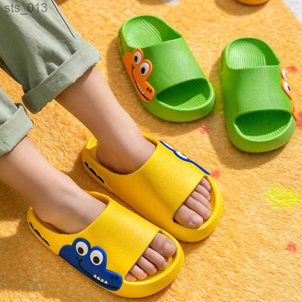 children slippers summer kids cute cartoon beach shoes boys girls baby soft sole anti-slip ourdoor slippers l230518, Black;grey
children slippers summer kids cute cartoon beach shoes boys girls baby soft sole anti-slip ourdoor slippers l230518, Black;grey