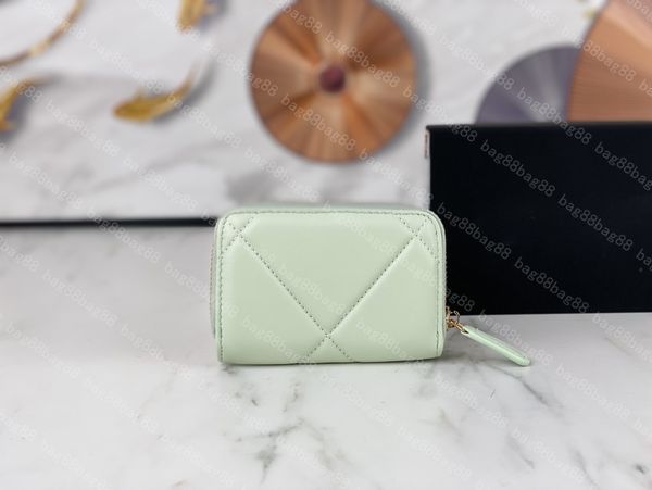 designer wallet classic new women's wallet zipper zero wallet small sheepskin wallet card bag p965 szie:7.5*2*11.cm, Red;black
designer wallet classic new women's wallet zipper zero wallet small sheepskin wallet card bag p965 szie:7.5*2*11.cm, Red;black