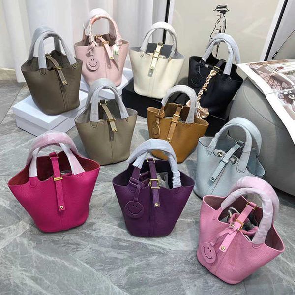 aherbag wholesale designer h ormes totes handbags jinyan women's bag new togo leather vegetable basket layer cowhide portable bucket ha
aherbag wholesale designer h ormes totes handbags jinyan women's bag new togo leather vegetable basket layer cowhide portable bucket ha