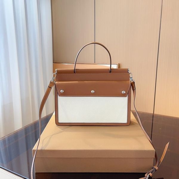 2023 new canvas combination leather letter crossbody bag printed canvas bag shoulder bag
2023 new canvas combination leather letter crossbody bag printed canvas bag shoulder bag
