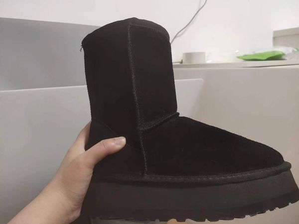 2023 winter classic snow boots designer mini slipper women's mini semi-thermal boots winter fur plush satin foot nude boots, Black
2023 winter classic snow boots designer mini slipper women's mini semi-thermal boots winter fur plush satin foot nude boots, Black