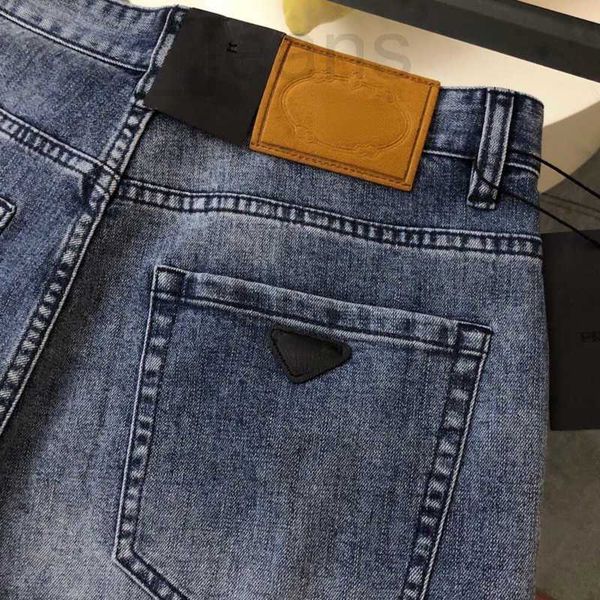 men's jeans designer high version jeans men designer pants classic triangle embroidered denim pants fashion loose trousers 559 l2vv, Blue
men's jeans designer high version jeans men designer pants classic triangle embroidered denim pants fashion loose trousers 559 l2vv, Blue