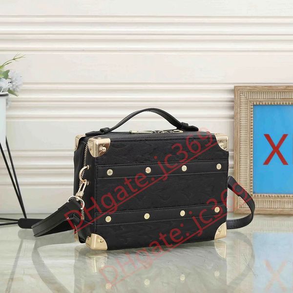 2023 square box handbag designer bags vanity case chain bag shoulder messenger handbag square lattice rivet box bag fashion classic women�
2023 square box handbag designer bags vanity case chain bag shoulder messenger handbag square lattice rivet box bag fashion classic women�