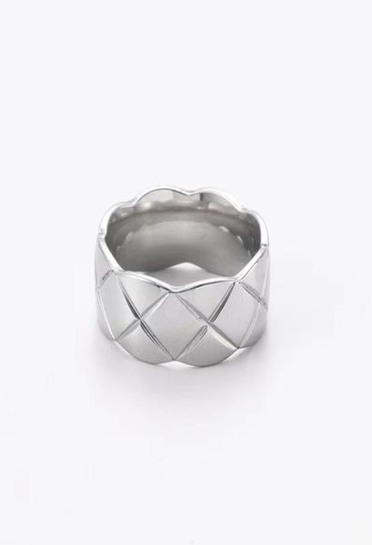 luxury titanium steel silver love ring men and women lozenge rings for lovers fashion couple ring gift3122330
luxury titanium steel silver love ring men and women lozenge rings for lovers fashion couple ring gift3122330