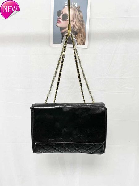 women's brand designer shoulder bags tote 2023 new fashion envelope multifunctional portable cross-body bag gift box packaging factory
women's brand designer shoulder bags tote 2023 new fashion envelope multifunctional portable cross-body bag gift box packaging factory