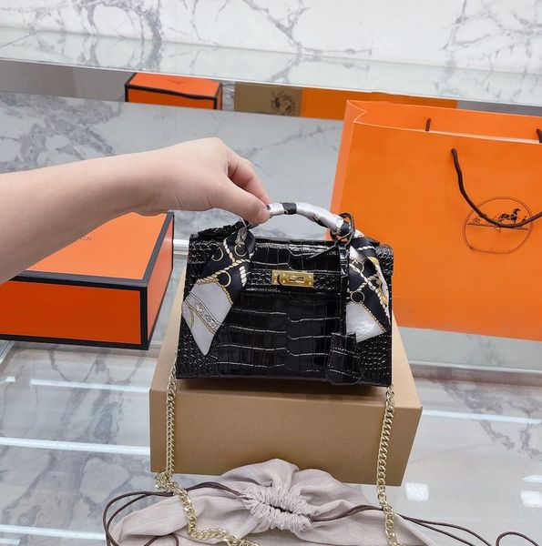 really 1st generation crossbody bag designer bags handbag women bag leather bag handmade classic high-quality crocodile pattern fashion togo
really 1st generation crossbody bag designer bags handbag women bag leather bag handmade classic high-quality crocodile pattern fashion togo