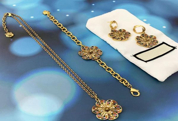 luxury designer jewelry fashion womens bracelet earrings necklace 18k gold plated crystal flower pendant link chain choker bangle 7107852, Black
luxury designer jewelry fashion womens bracelet earrings necklace 18k gold plated crystal flower pendant link chain choker bangle 7107852, Black