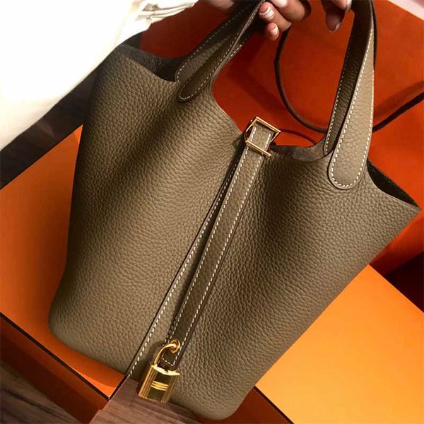 wholesale designer h ormes totes handbags 2023 new layer cowhide vegetable basket women's bag genuine leather bucket advanced high capa
wholesale designer h ormes totes handbags 2023 new layer cowhide vegetable basket women's bag genuine leather bucket advanced high capa