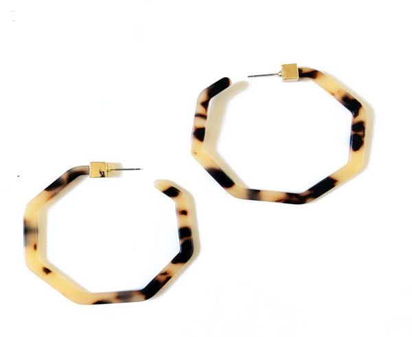 new sweet exaggerate leopard print resin brown fashion pretty design stud earring2089225, Golden;silver
new sweet exaggerate leopard print resin brown fashion pretty design stud earring2089225, Golden;silver