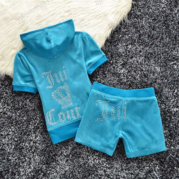 juicy two piece pants luxury designer classic short sleeve hoodie t-shirt loose comfortable sports shorts colors tracksuits for women summer, White
juicy two piece pants luxury designer classic short sleeve hoodie t-shirt loose comfortable sports shorts colors tracksuits for women summer, White