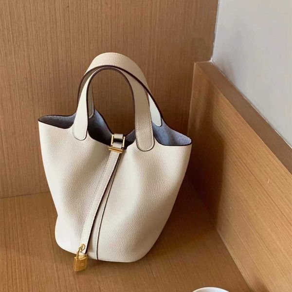 wholesale designer h ormes totes handbags chaopai good item 2023 new genuine leather vegetable basket womens bag portable water bucket large
wholesale designer h ormes totes handbags chaopai good item 2023 new genuine leather vegetable basket womens bag portable water bucket large