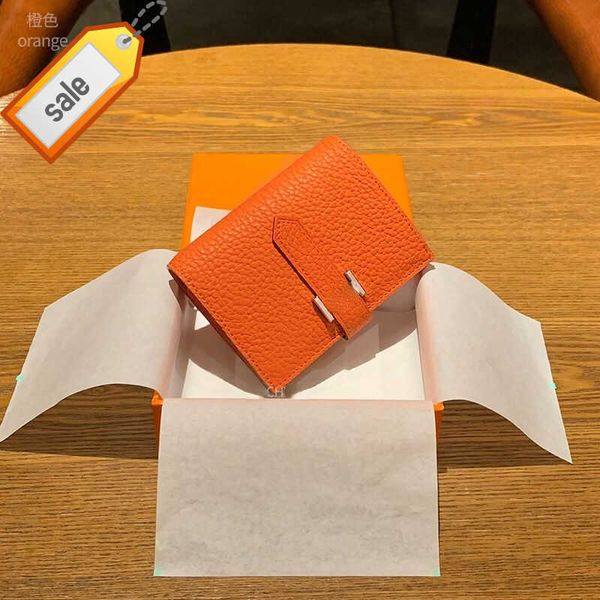 brand designer change purse card pack handbag 2023 new women's leather wallet with two-fold drawband small h short jacket thin factory
brand designer change purse card pack handbag 2023 new women's leather wallet with two-fold drawband small h short jacket thin factory