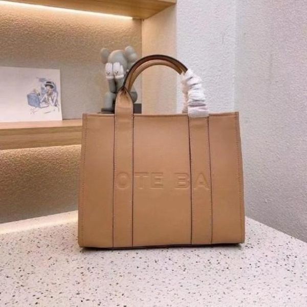 luxurys the tote bagcrossbody bag tote bagshopping bag beach bag designer messenger ms. one-shoulder handbag satchel purse pu leather fashio
luxurys the tote bagcrossbody bag tote bagshopping bag beach bag designer messenger ms. one-shoulder handbag satchel purse pu leather fashio