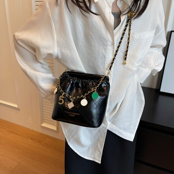 women inclined shoulder bags fashion casual womens bag small handbag totes high-capacity pu leather large volume wholesale girl mobile phone
women inclined shoulder bags fashion casual womens bag small handbag totes high-capacity pu leather large volume wholesale girl mobile phone
