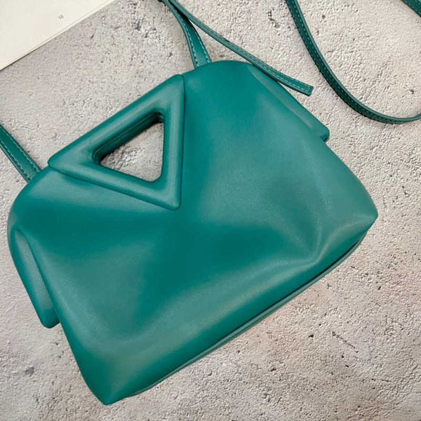 new arrival famous designer small bag soft genuine-leather ladies triangle crossbody-bag with adjustment leather strap messenger handbag
new arrival famous designer small bag soft genuine-leather ladies triangle crossbody-bag with adjustment leather strap messenger handbag