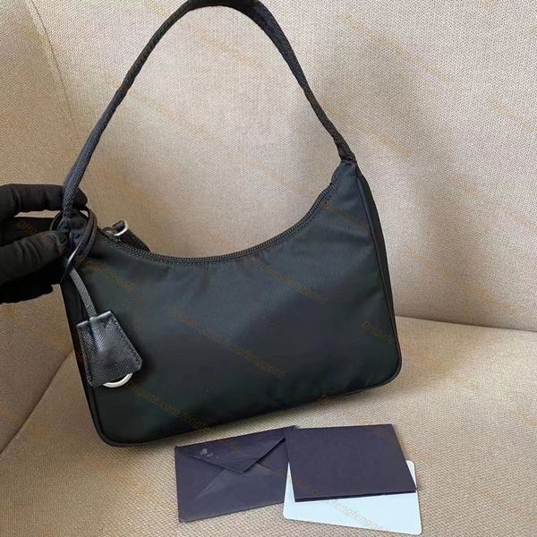 womens original luxury designers nylon 3pcs shoulder bags 2000 hobo handbags underarm bag man hip-hop 2005 cross body purses fashion totes c
womens original luxury designers nylon 3pcs shoulder bags 2000 hobo handbags underarm bag man hip-hop 2005 cross body purses fashion totes c