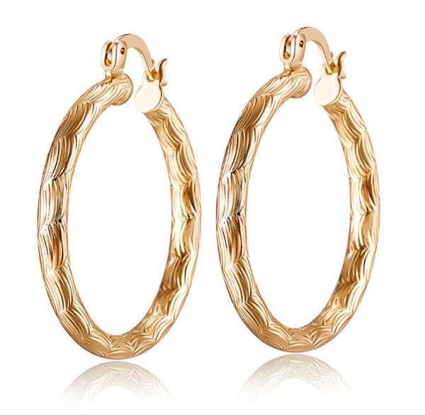 retro vintage 18k yellow gold plated pattern round hoop earrings fashion jewelry bijoux party wedding gift for women whole3144716, Golden;silver
retro vintage 18k yellow gold plated pattern round hoop earrings fashion jewelry bijoux party wedding gift for women whole3144716, Golden;silver