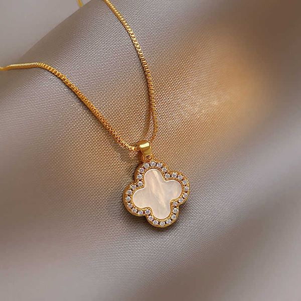 van clover necklace designer four leaf clover necklace women's s925 sterling silver black and white double sided diamond pendant fashio
van clover necklace designer four leaf clover necklace women's s925 sterling silver black and white double sided diamond pendant fashio