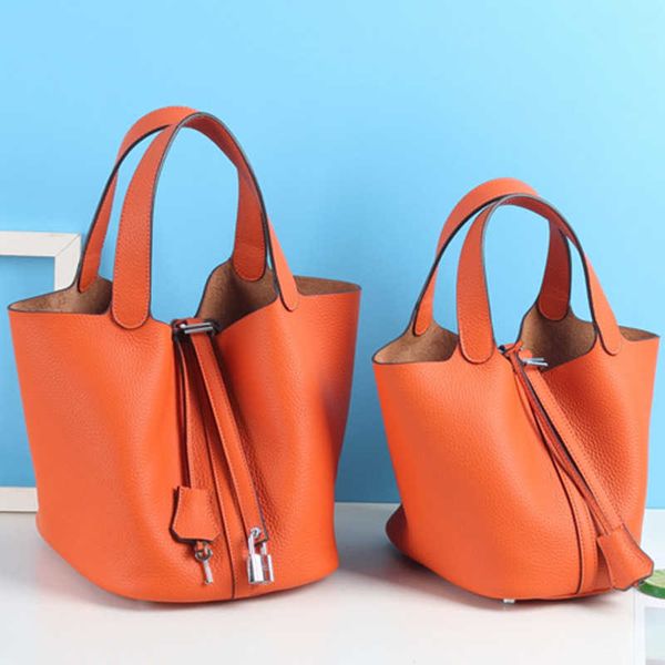 wholesale designer h ormes totes handbags new lychee pattern casual vegetable basket bag leather fashion versatile bucket wrap head layer co
wholesale designer h ormes totes handbags new lychee pattern casual vegetable basket bag leather fashion versatile bucket wrap head layer co