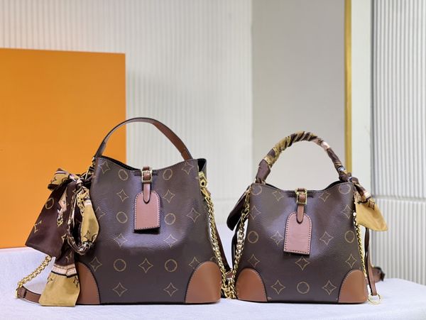 mt bucket bag luxury designer crossbody shoulder bags handbag women's fashion leather handbags handbag wholesale removable shoulders st
mt bucket bag luxury designer crossbody shoulder bags handbag women's fashion leather handbags handbag wholesale removable shoulders st