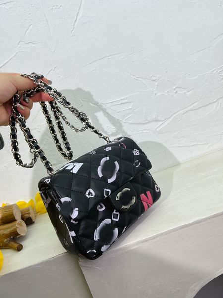 luxury designer shoulder bag handbags totes bags channel chain bag clutch flap women check velour thread purse double letters solid purse
luxury designer shoulder bag handbags totes bags channel chain bag clutch flap women check velour thread purse double letters solid purse