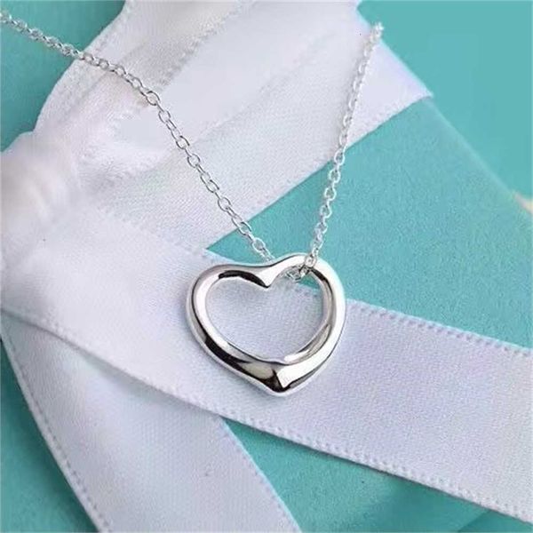 designer necklace for women trendy jewlery love necklaces jewellery custom chain elegance heart pendant necklaces gifts luxury 02, Silver
designer necklace for women trendy jewlery love necklaces jewellery custom chain elegance heart pendant necklaces gifts luxury 02, Silver