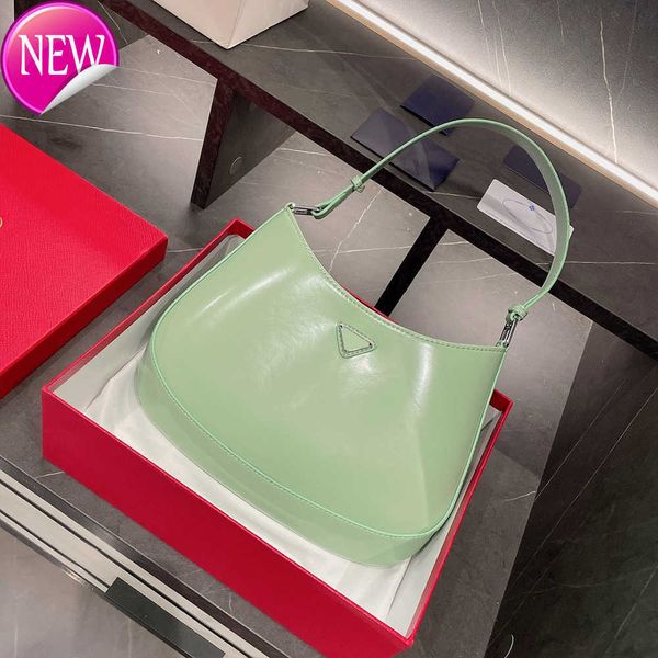 women's brand designers shoulder bags tote 2023 textured leather underarm crossbody bag fashion portable crescent bags gift box packing
women's brand designers shoulder bags tote 2023 textured leather underarm crossbody bag fashion portable crescent bags gift box packing