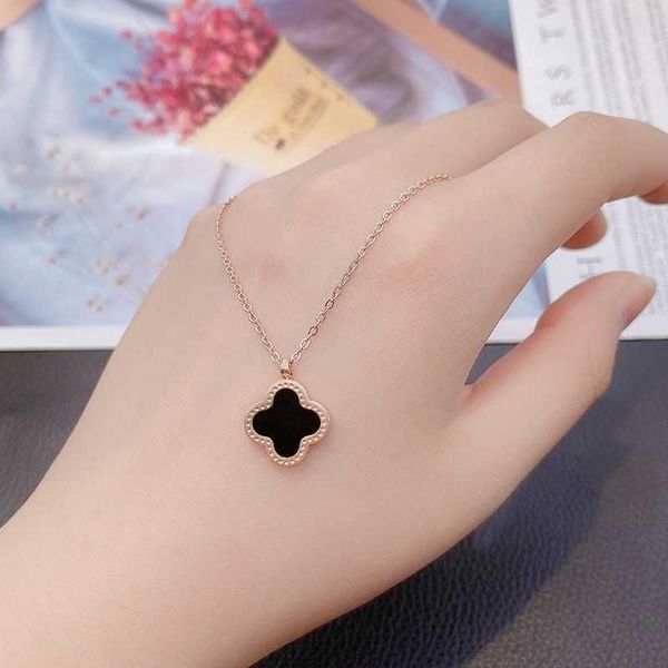 van clover necklace classic fourleaf clover titanium steel necklace 2023 fashion jewelry double sided two wearing netred star fashion neckla, Silver
van clover necklace classic fourleaf clover titanium steel necklace 2023 fashion jewelry double sided two wearing netred star fashion neckla, Silver