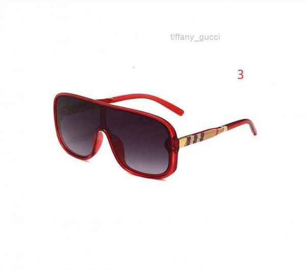 cycling sunglasses designer original eyewear beach outdoor shades pc frame fashion classic lady mirrors for women and men protection sun gla, White;black
cycling sunglasses designer original eyewear beach outdoor shades pc frame fashion classic lady mirrors for women and men protection sun gla, White;black