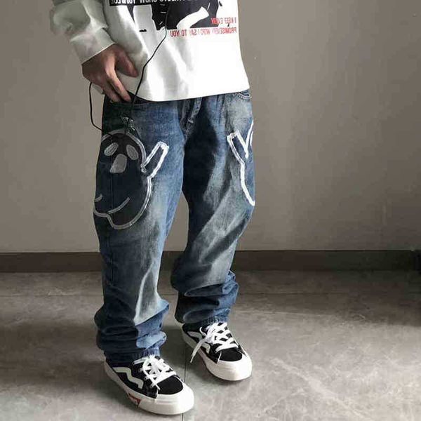 ripped hip hop hole letter embroidery doll blue washed men's jeans pants straight retro frayed casual baggy denim trousers t220803
ripped hip hop hole letter embroidery doll blue washed men's jeans pants straight retro frayed casual baggy denim trousers t220803