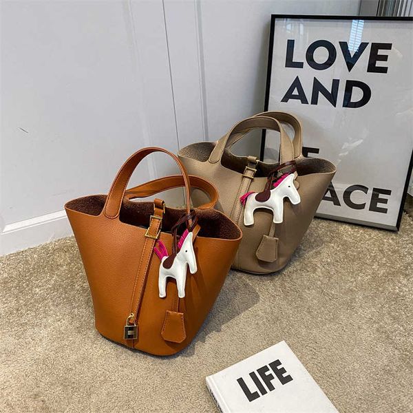 wholesale designer h ormes totes handbags handheld vegetable basket bag for women 2023 new fashion korean version bucket french niche highen
wholesale designer h ormes totes handbags handheld vegetable basket bag for women 2023 new fashion korean version bucket french niche highen