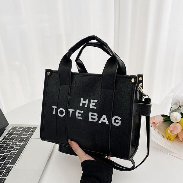 the tote bag designer bags single totes designer bag women casual canvas shoulder bag crossbody bag shopping handbag small traveler multifun
the tote bag designer bags single totes designer bag women casual canvas shoulder bag crossbody bag shopping handbag small traveler multifun